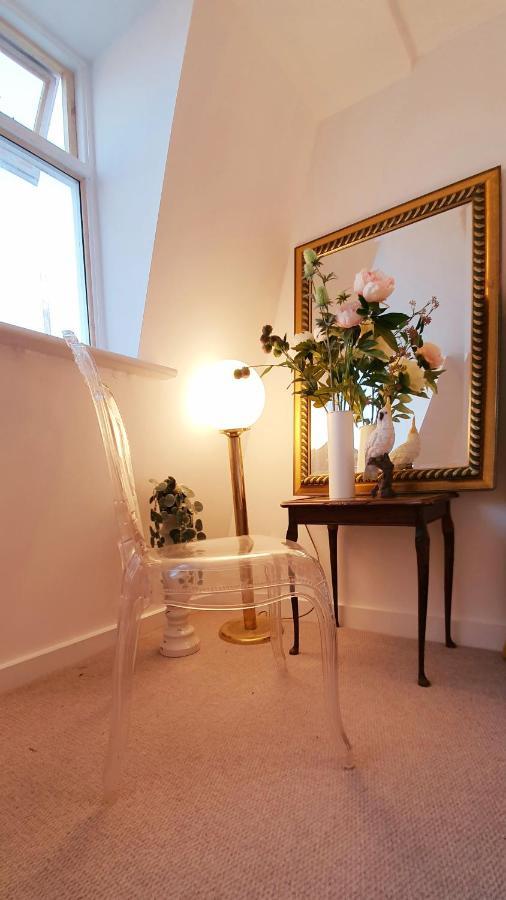 Elegant 5 Bed 4 Bath 'Vogue House' Parisian Style Home Margate Bagian luar foto